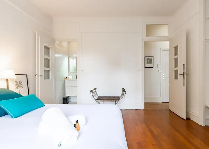 Collection Centre-ville Gare Apartment *